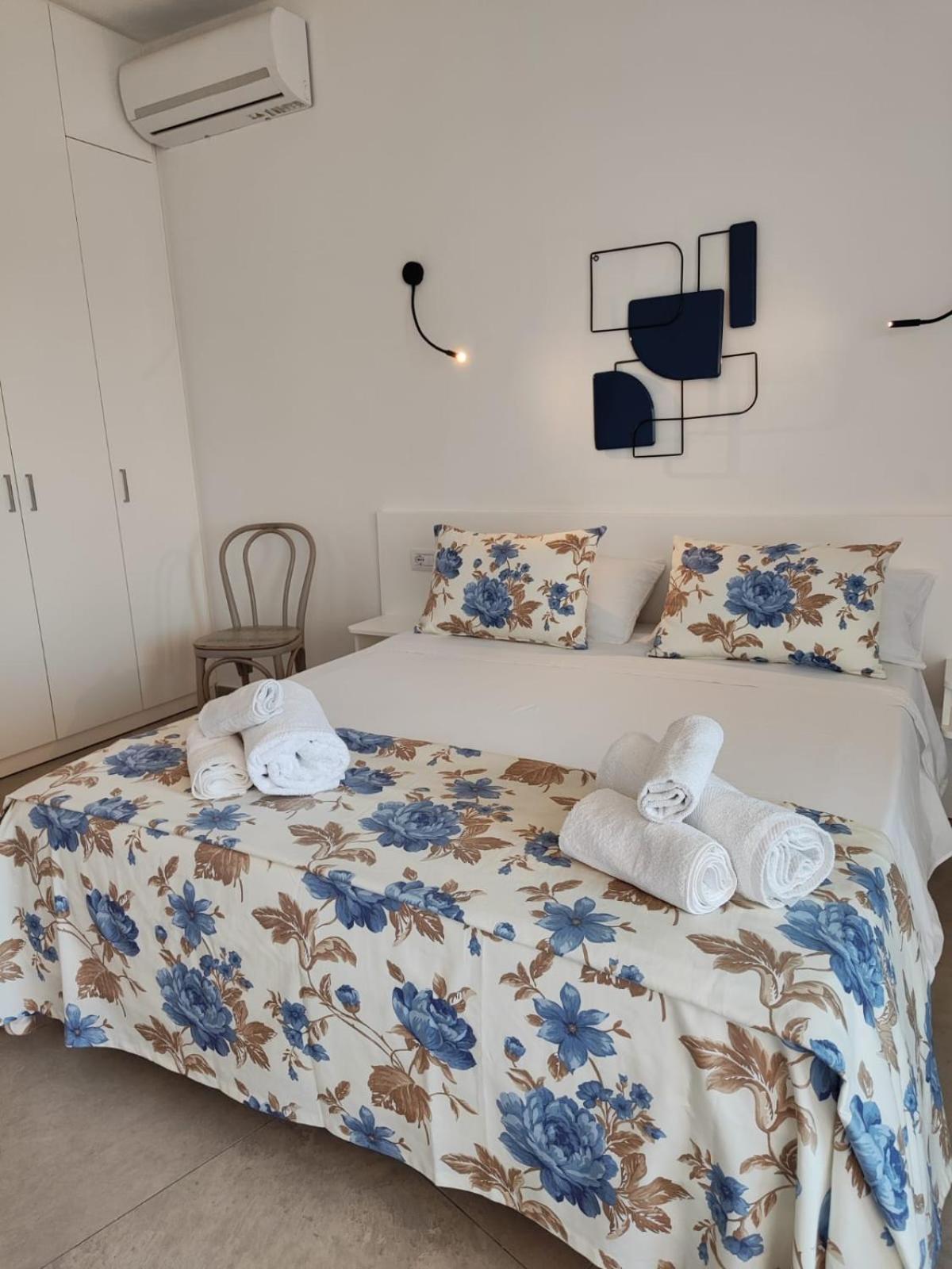 גולפו אראנצ'י Rooms, Affittacamere Maksim מראה חיצוני תמונה