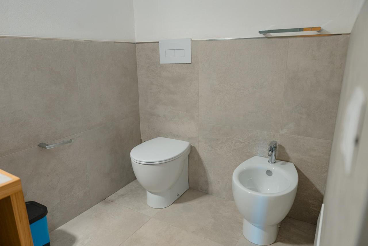 גולפו אראנצ'י Rooms, Affittacamere Maksim מראה חיצוני תמונה