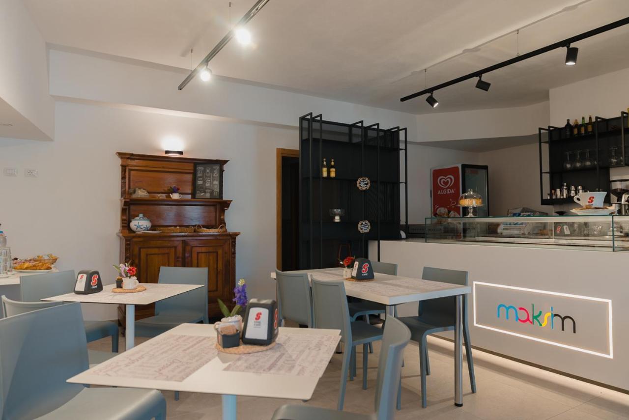 גולפו אראנצ'י Rooms, Affittacamere Maksim מראה חיצוני תמונה