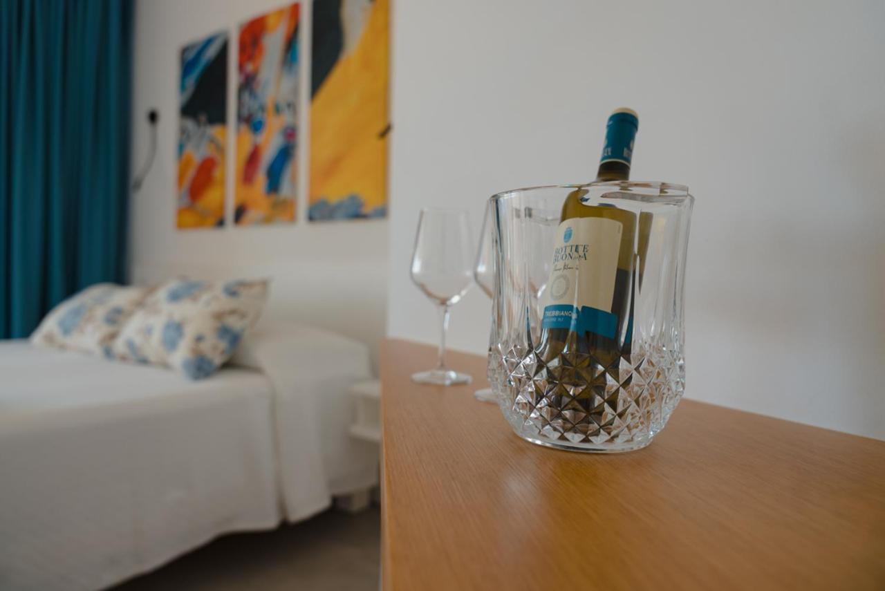 גולפו אראנצ'י Rooms, Affittacamere Maksim מראה חיצוני תמונה