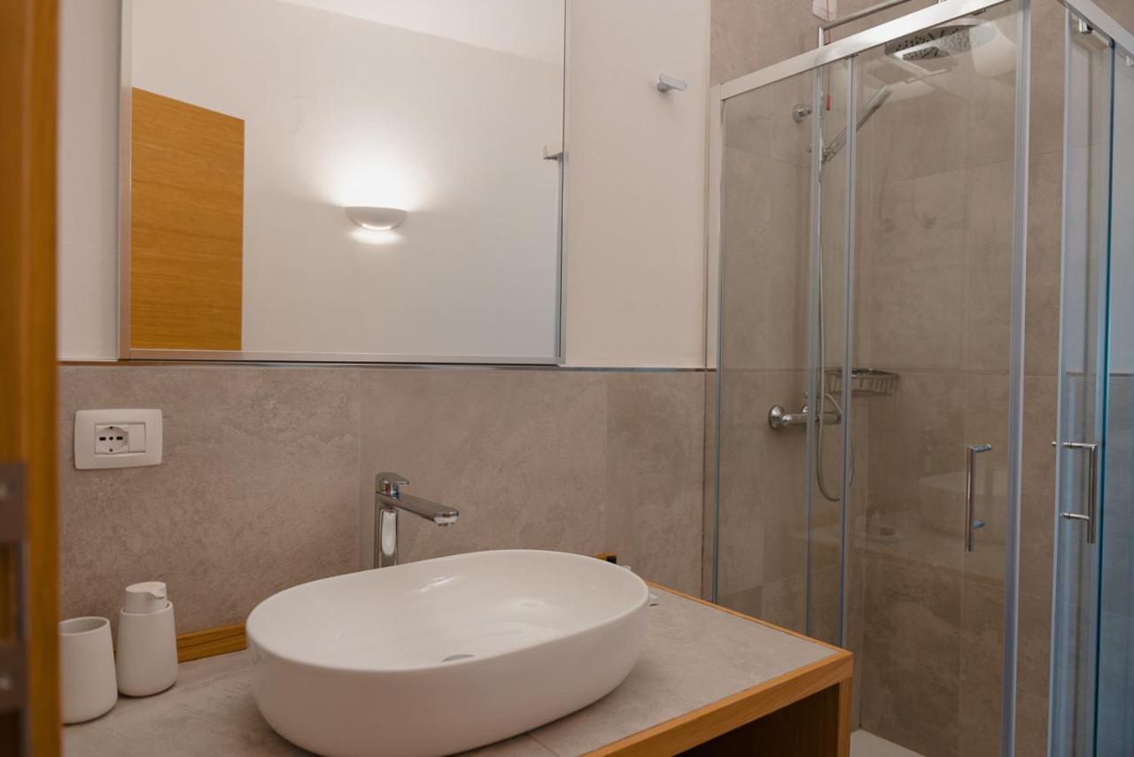 גולפו אראנצ'י Rooms, Affittacamere Maksim מראה חיצוני תמונה